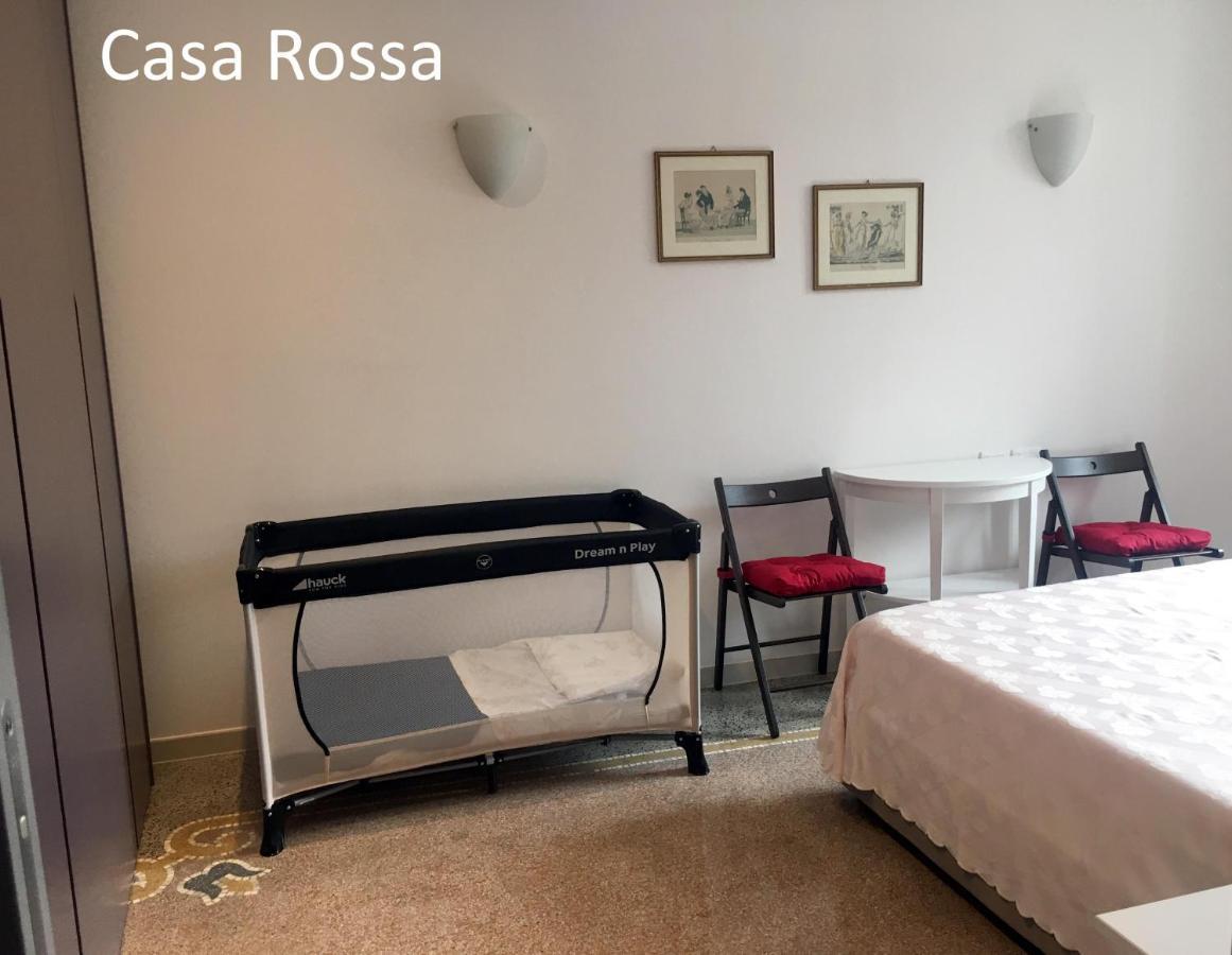 Case Rossa E Blu 빌라노바 달벤가 외부 사진